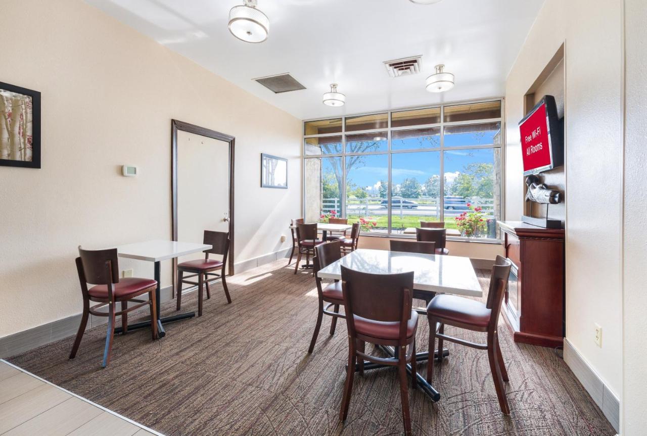 Red Roof Inn Columbus - Гроув Сити Екстериор снимка