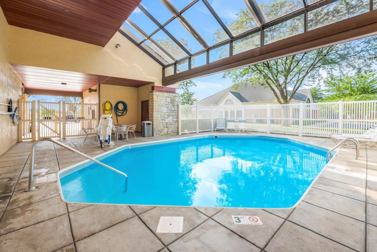 Red Roof Inn Columbus - Гроув Сити Екстериор снимка