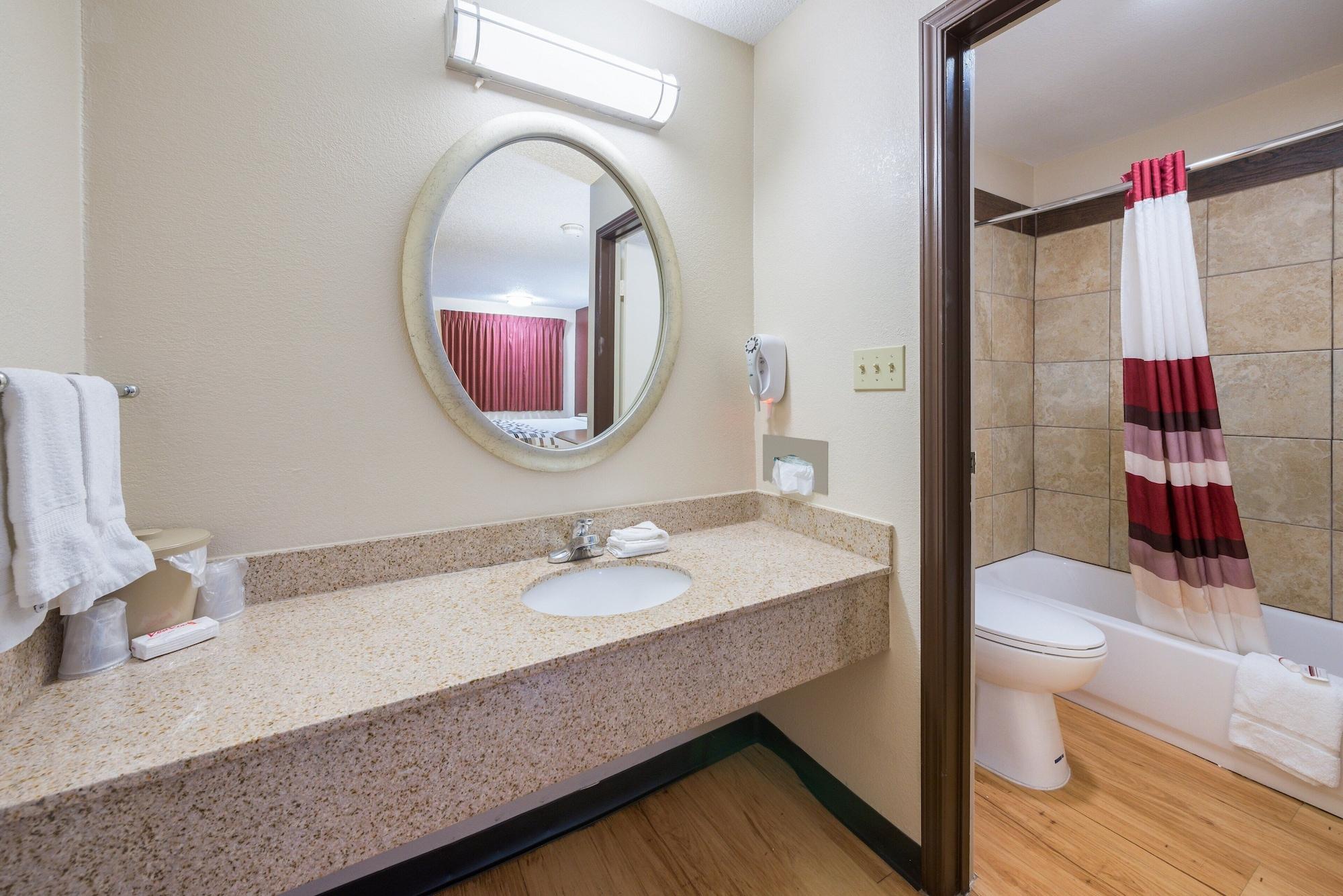 Red Roof Inn Columbus - Гроув Сити Екстериор снимка