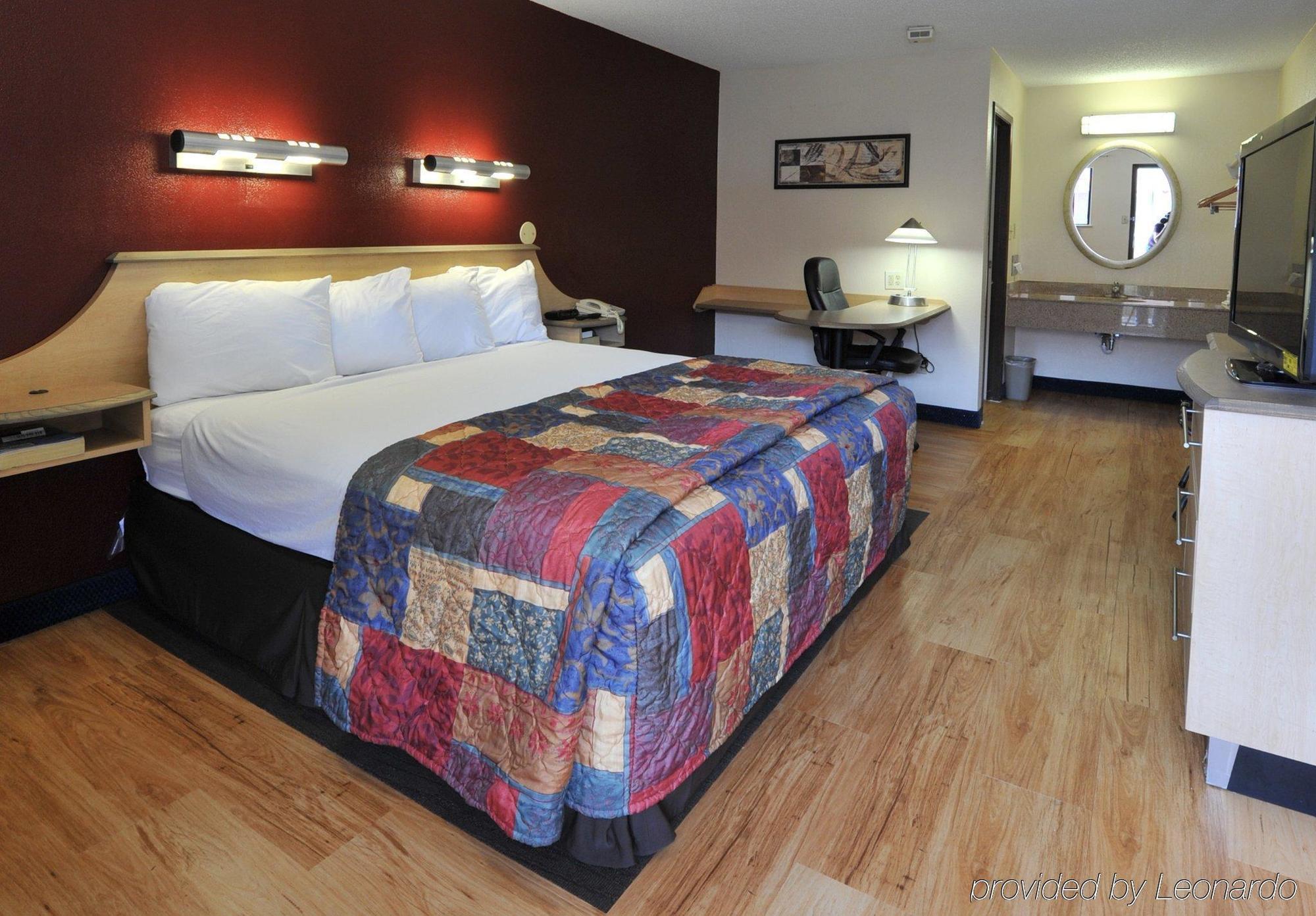 Red Roof Inn Columbus - Гроув Сити Екстериор снимка