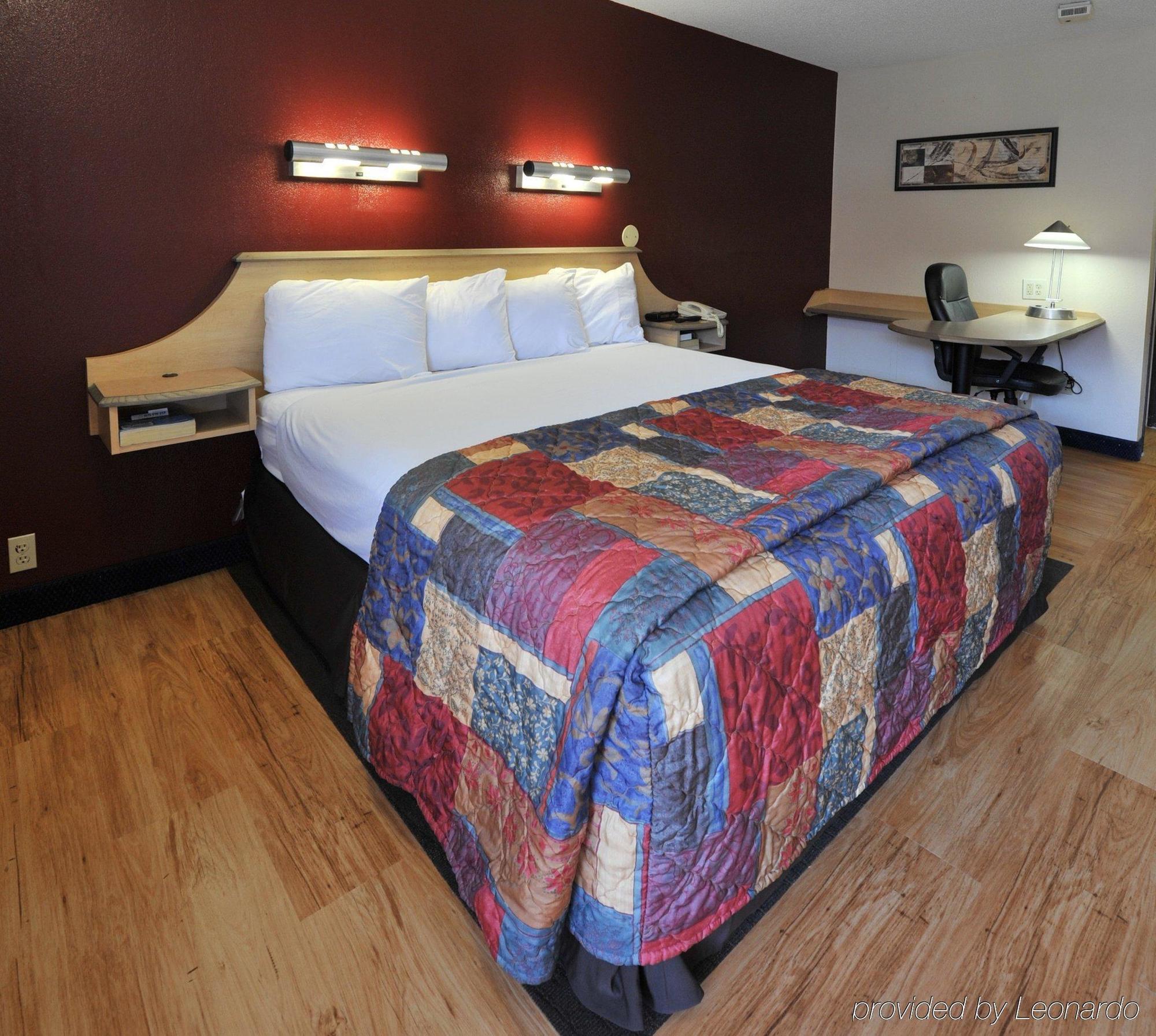 Red Roof Inn Columbus - Гроув Сити Екстериор снимка